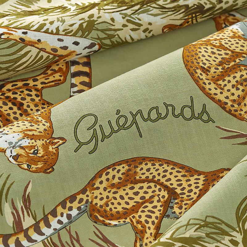Guepards scarf 80 | Hermès USA